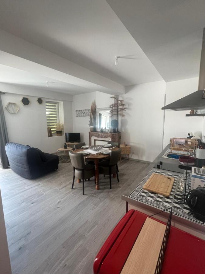 Appartement Prive « Rive Droite » Serrieres  Екстер'єр фото