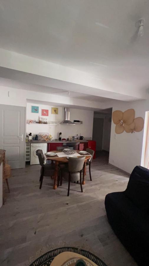 Appartement Prive « Rive Droite » Serrieres  Екстер'єр фото