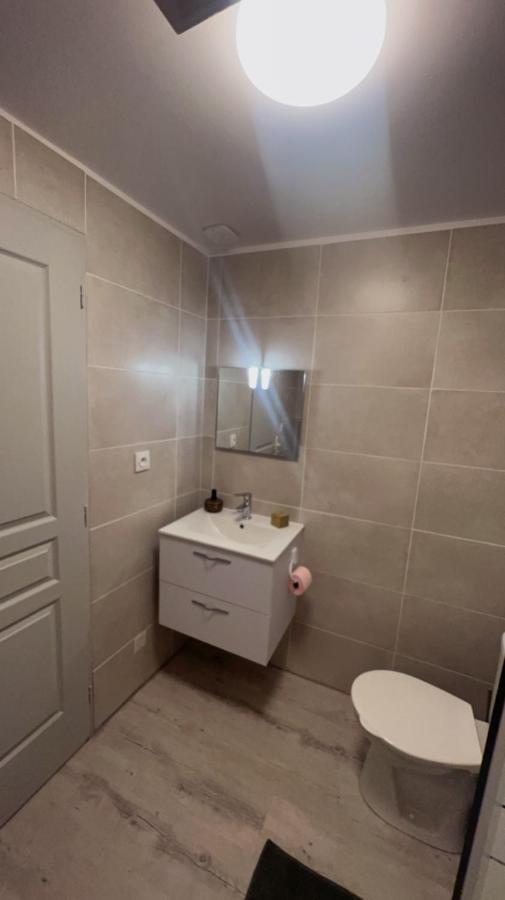 Appartement Prive « Rive Droite » Serrieres  Екстер'єр фото