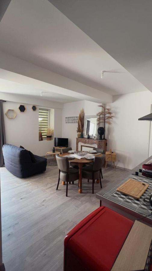 Appartement Prive « Rive Droite » Serrieres  Екстер'єр фото